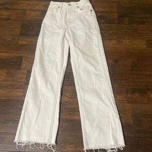 Zara white new high waisted mom jeans